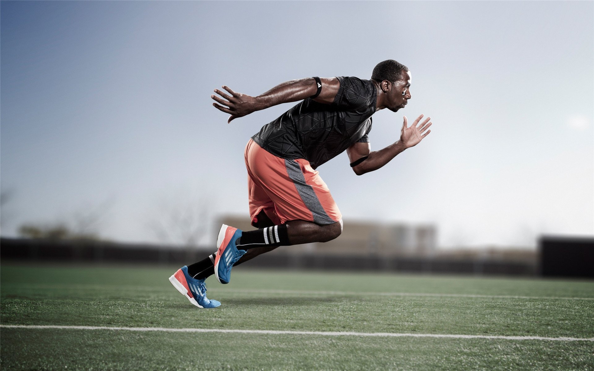 自由泳50米冠军出发反应仅0.59秒,自由泳50米标准成绩